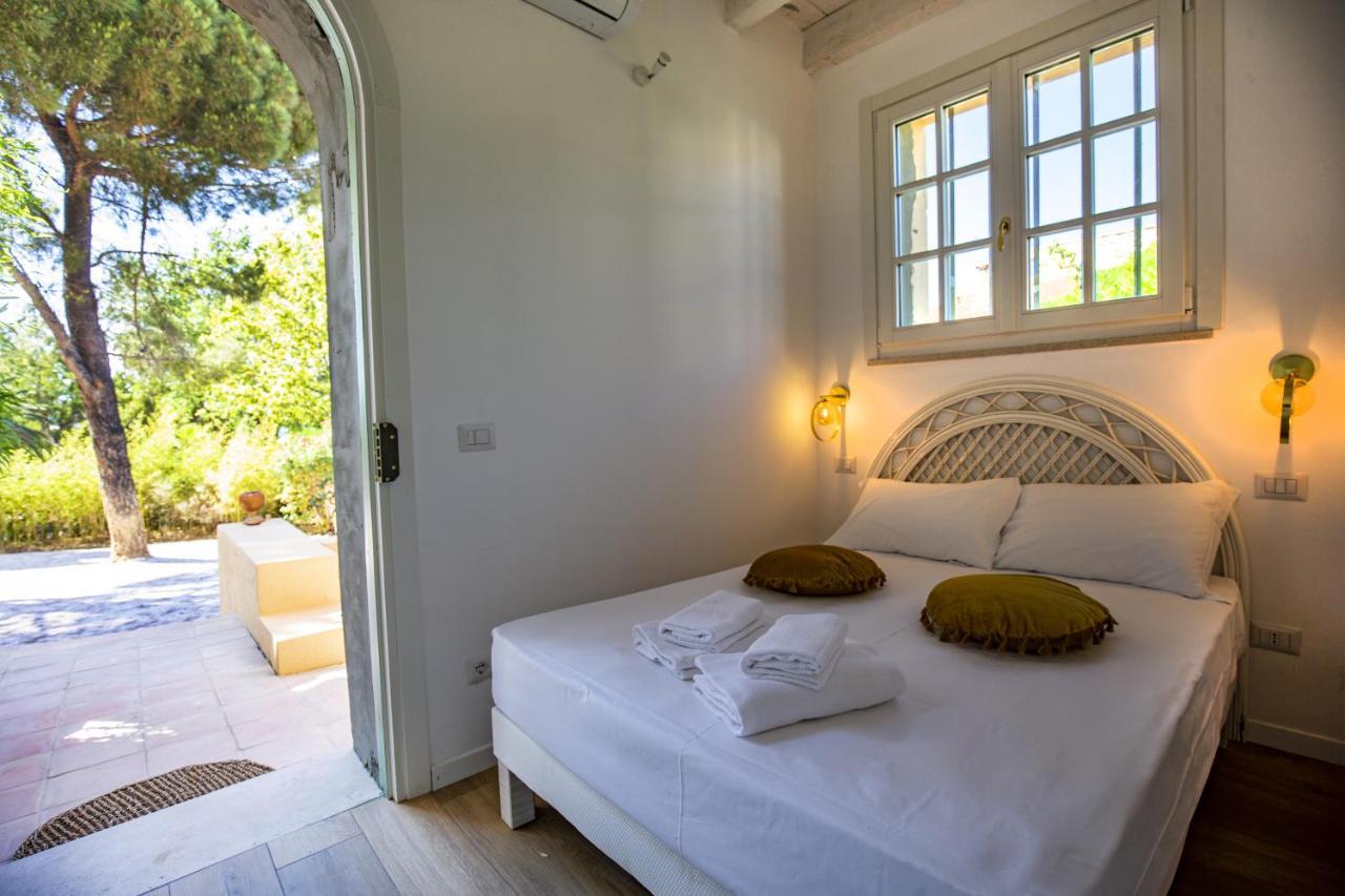 The Edwards Suites Saint-Tropez Exterior photo